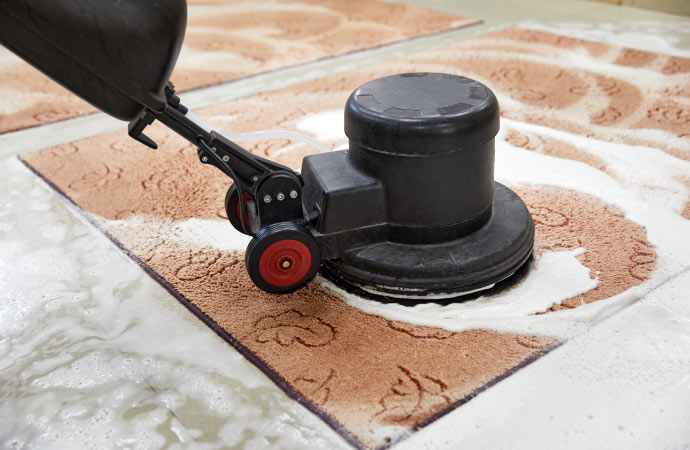 rug cleaning using professional cleaning machine